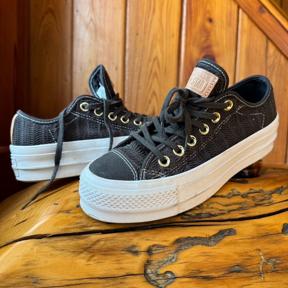 CONVERSE Chuck Taylor All Star Lift Herringbone Mesh Black Low Top Sneakers 5.5